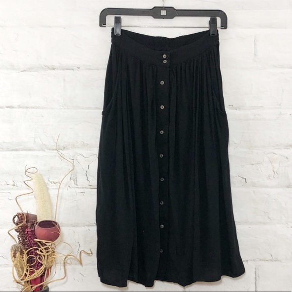 Black Midi Skirt - Picture 2 of 5